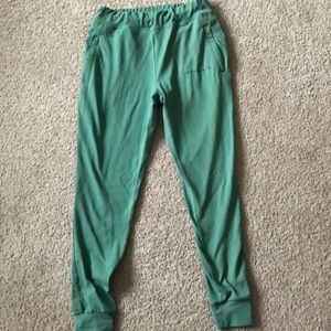 Alphalete Premium Women’s Joggers